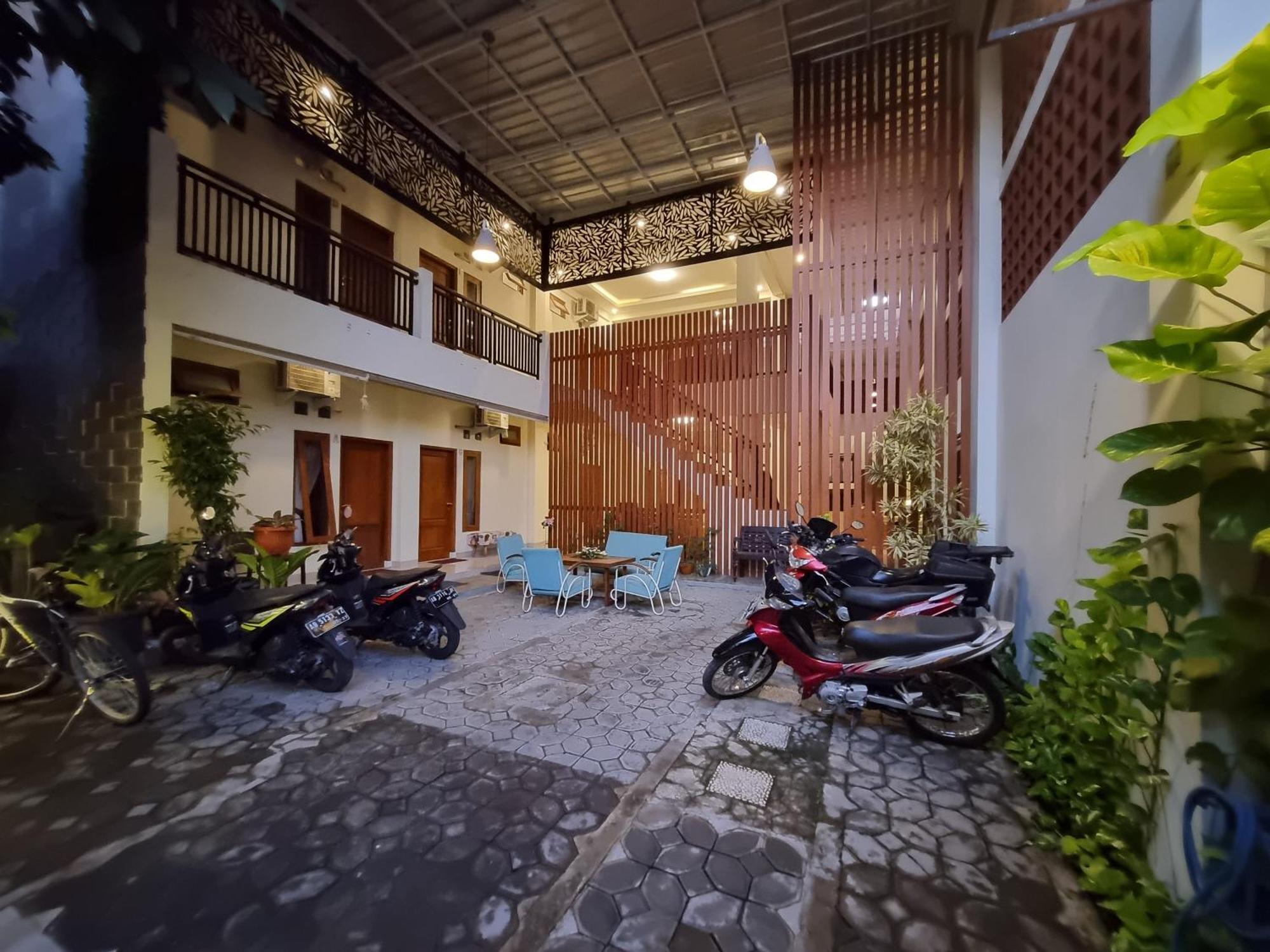 Hotel Omah Nayan *