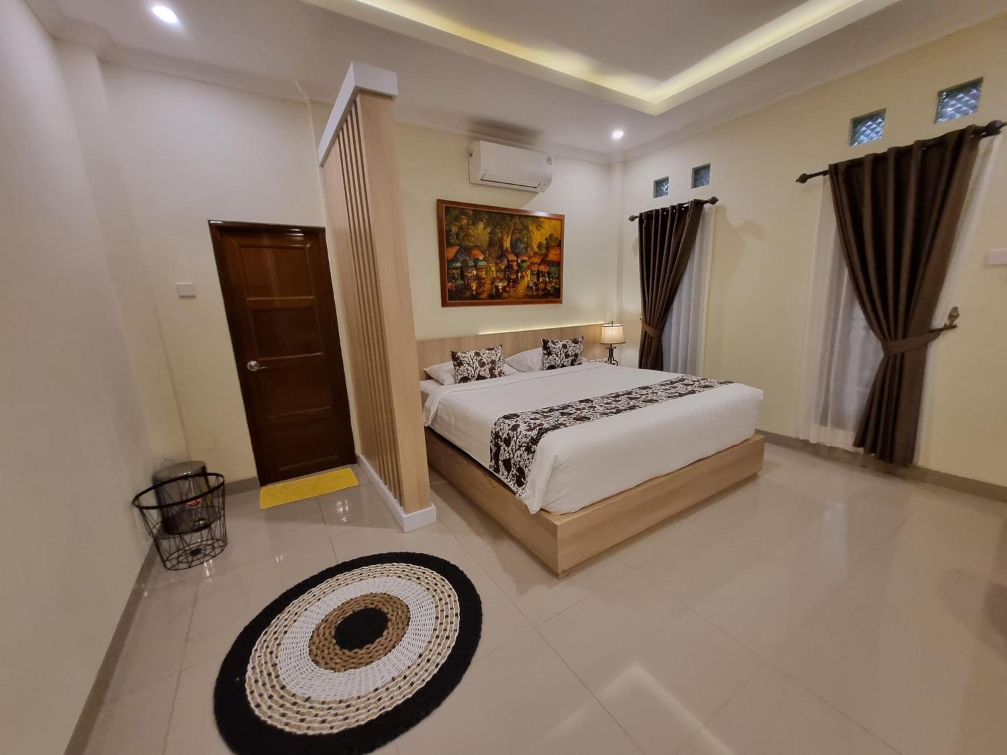 Omah Nayan Hotel *